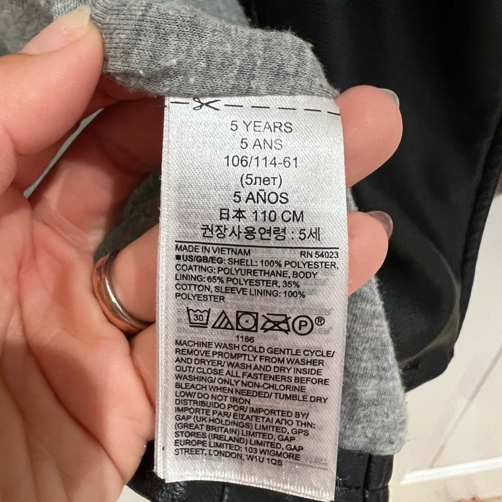 Baby Gap Jacket - Picture 7 of 7